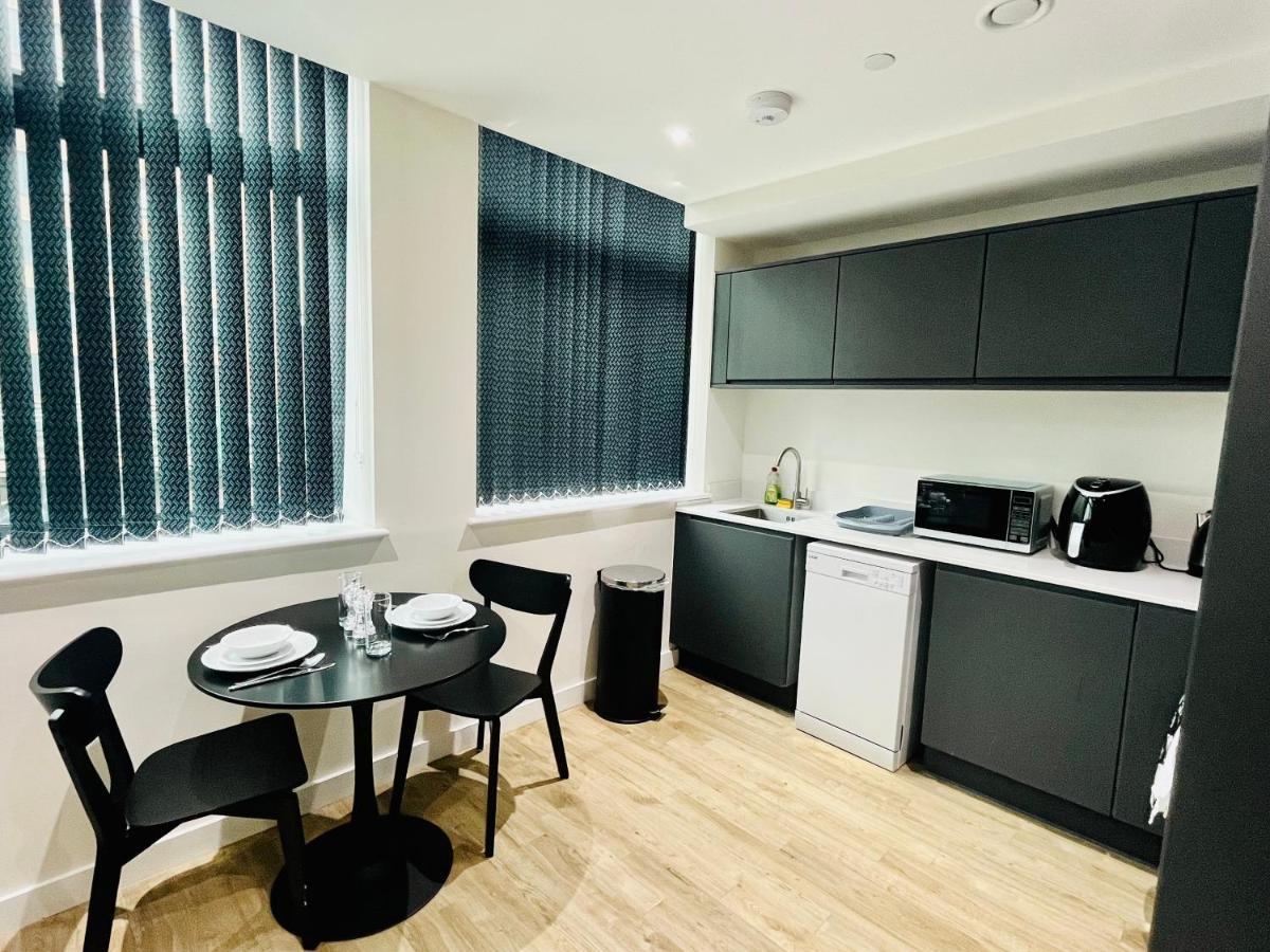 Fully Equipped One Bedroom Apartment Near Old Trafford Stadium! Manchester Zewnętrze zdjęcie